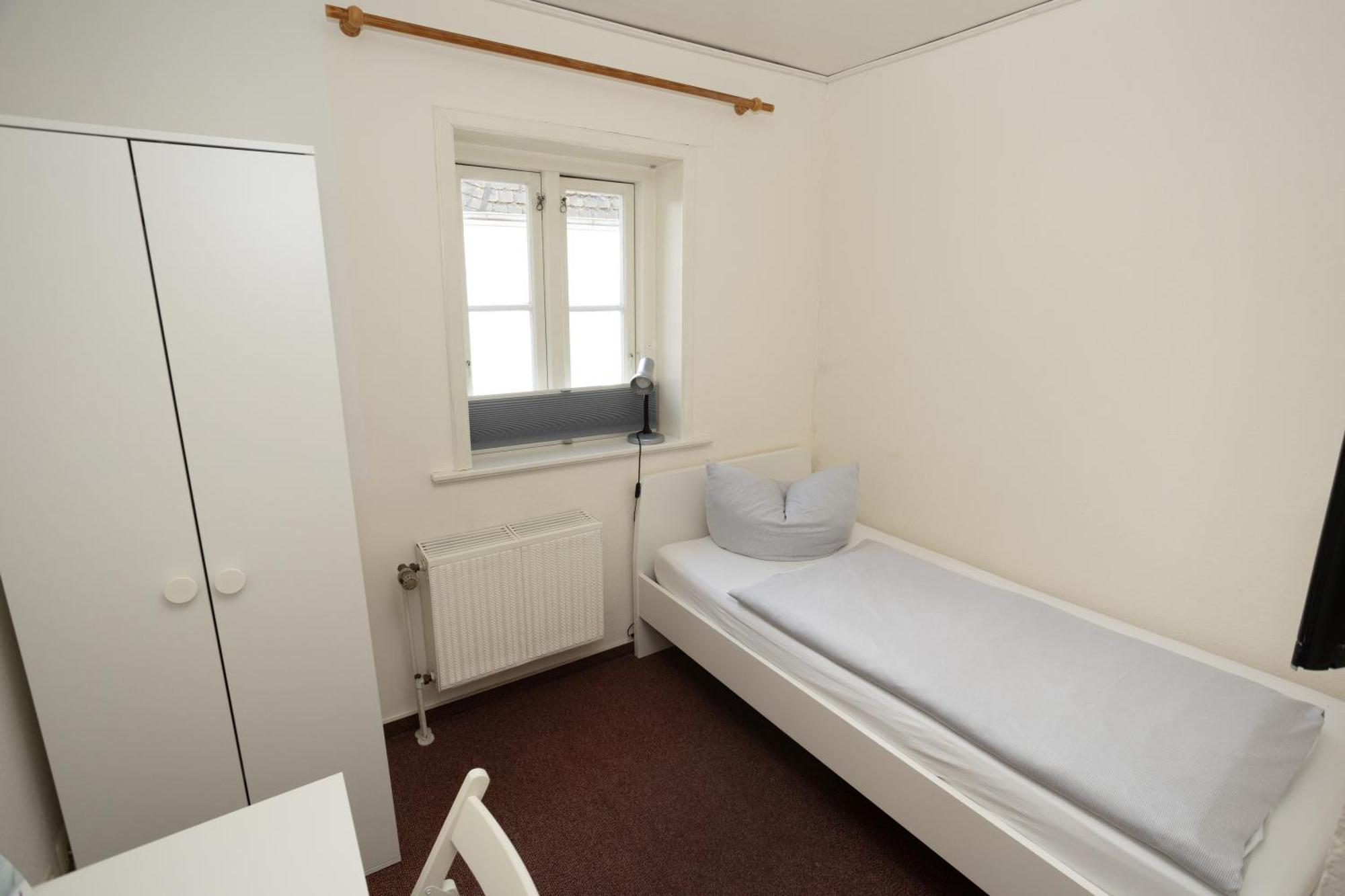 Hotel Zur Linde メルドルフ エクステリア 写真