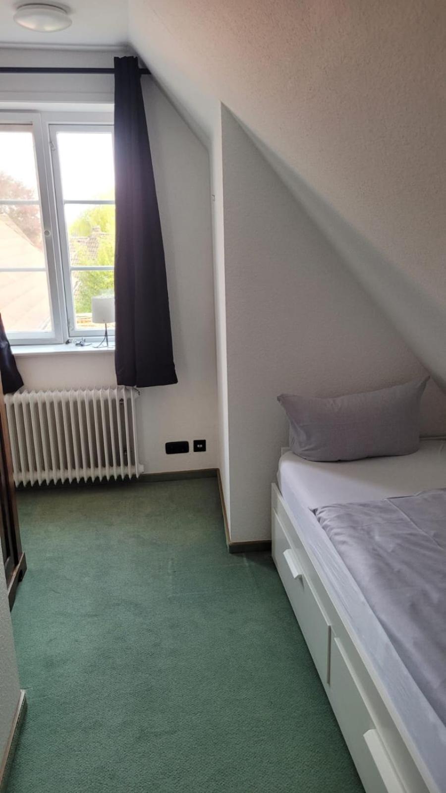 Hotel Zur Linde メルドルフ エクステリア 写真